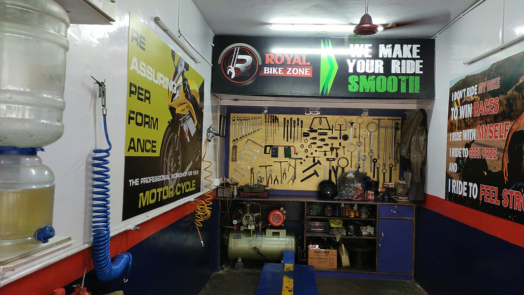 Cover photo of Royal Bike Zone
